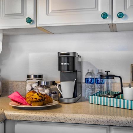 Beach Cottage With Heated Pool Just Off Siesta Key Sarasota Eksteriør bilde